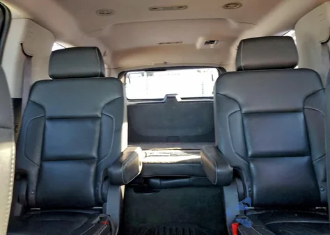 2015 GMC Yukon Xl K1500 Slt z USA, uszkodzony, nr VIN 1GKS2HKC9FR234722